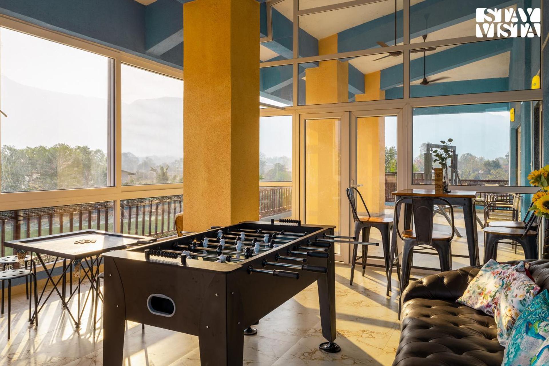 Stayvista'S Hillside Meadows - Mountainside Retreat With Farm View, Pool & Deck, Lawn & Gazebo Chinchavli Luaran gambar