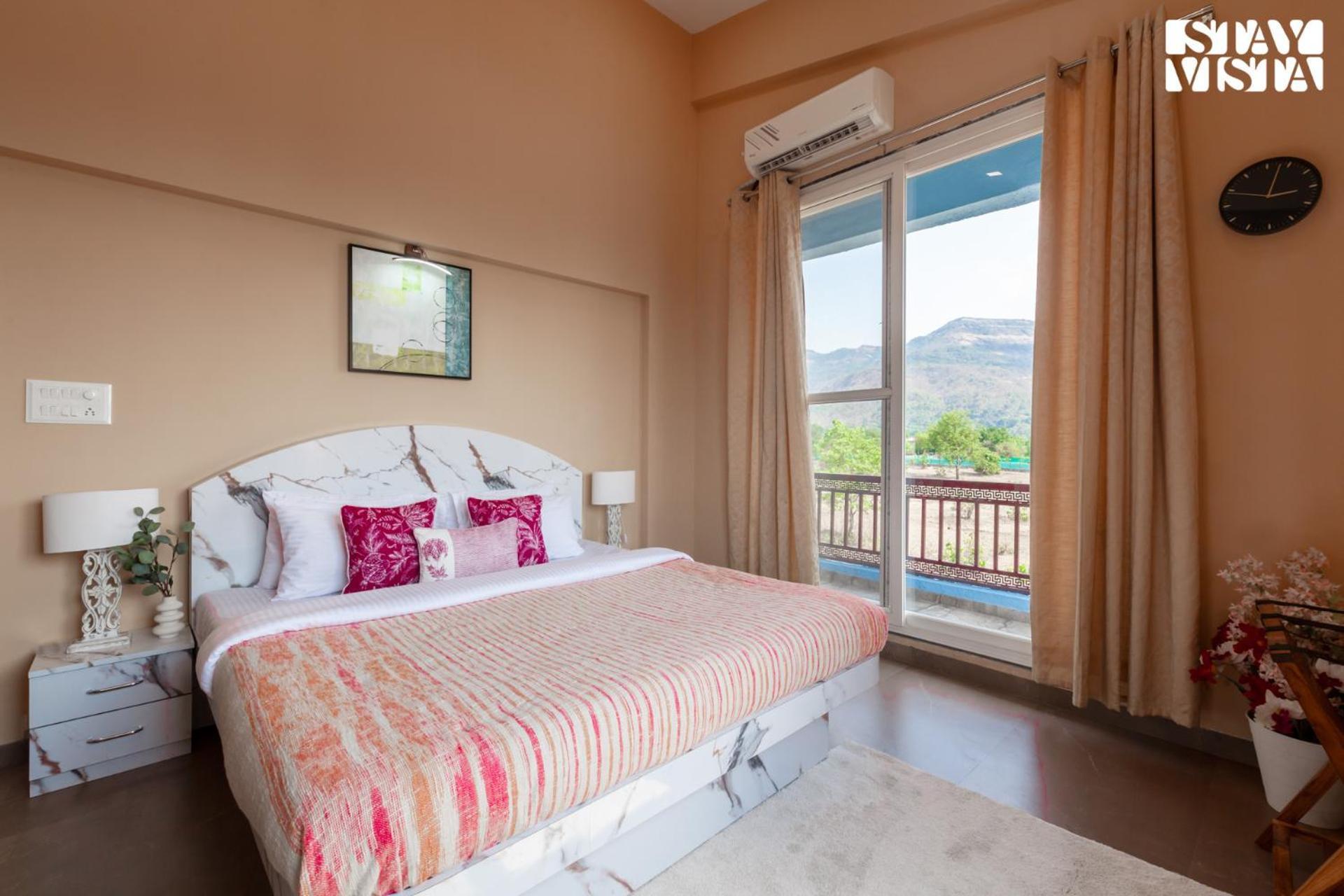 Stayvista'S Hillside Meadows - Mountainside Retreat With Farm View, Pool & Deck, Lawn & Gazebo Chinchavli Luaran gambar